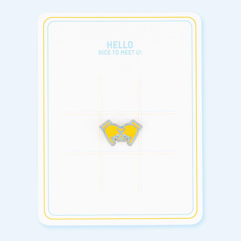 TOMORROW X TOGETHER (TXT) OFFICIAL DEBUT MD STAR ALBUM BADGE (VER 2) - KPOP REPUBLIC
